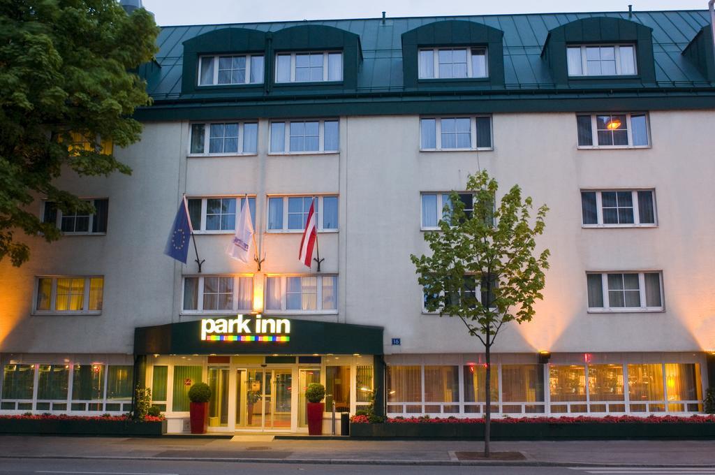 Park Inn By Radisson Uno City فيينا المظهر الخارجي الصورة